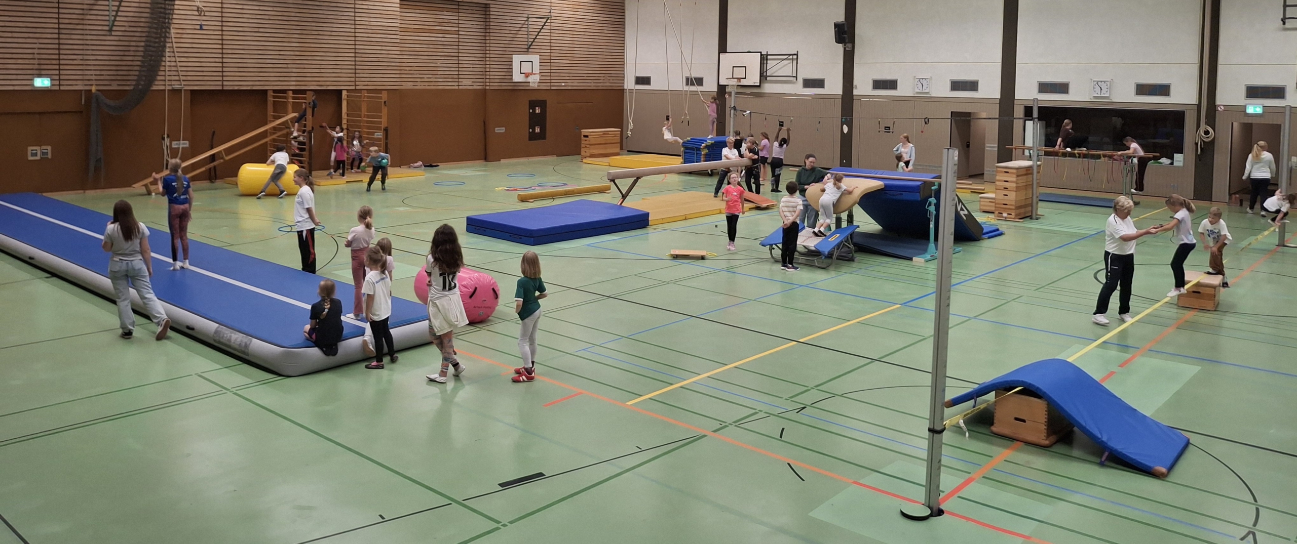 Übernachten in der Stauferhalle -Auftakt Jubiläumswochenende